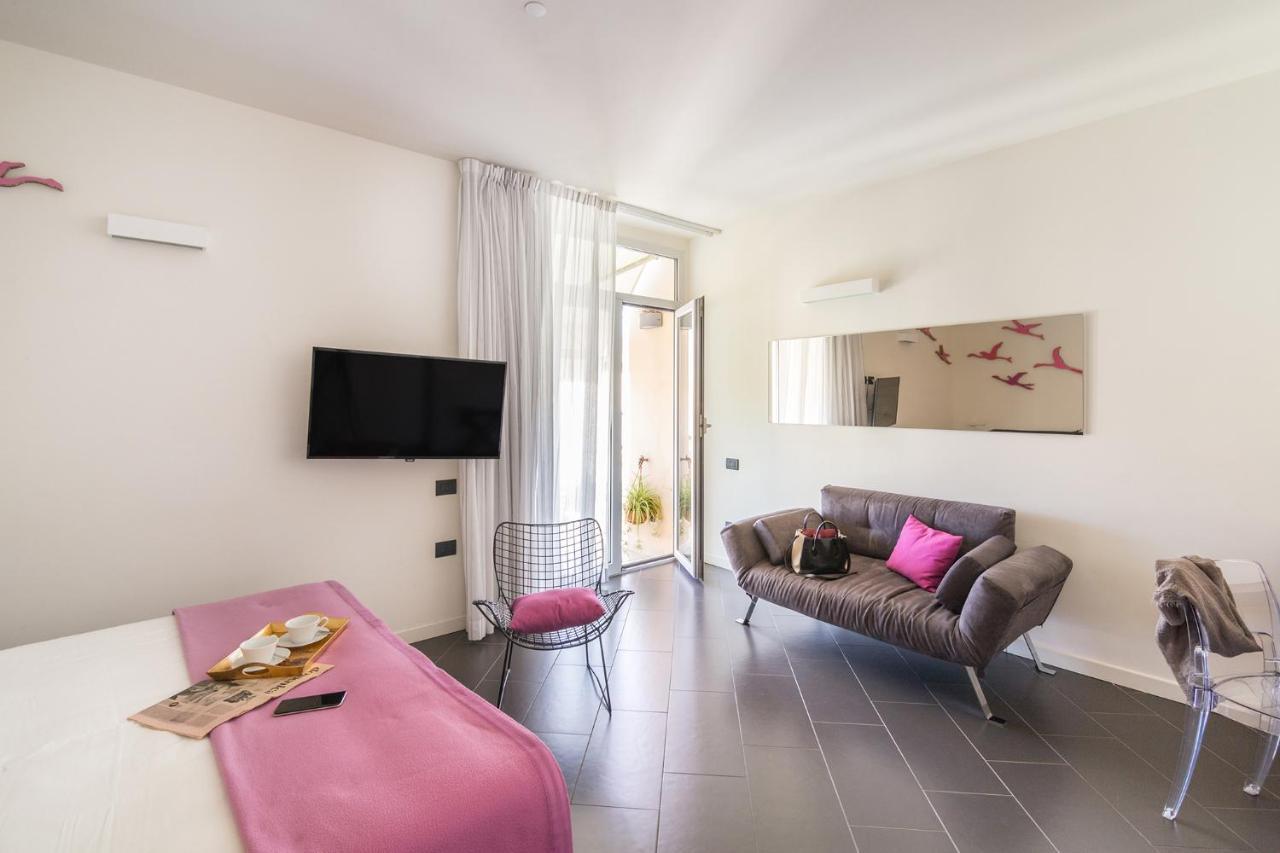 Foyer Rooms & Suites Affittacamere Cagliari Luaran gambar