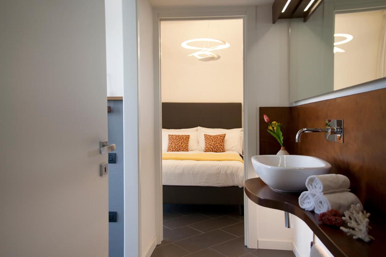 Foyer Rooms & Suites Affittacamere Cagliari Luaran gambar